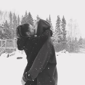 Meet your Posher, Taina